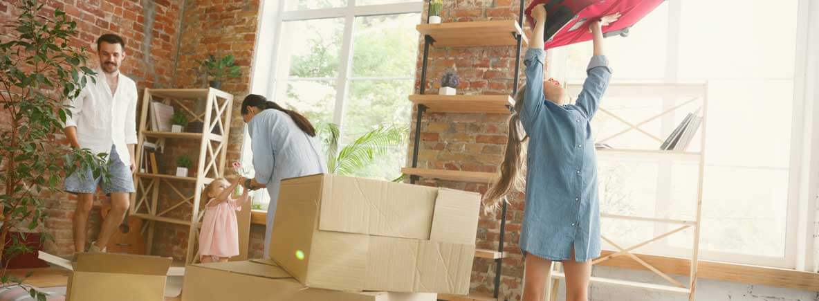 På plads efter flytning